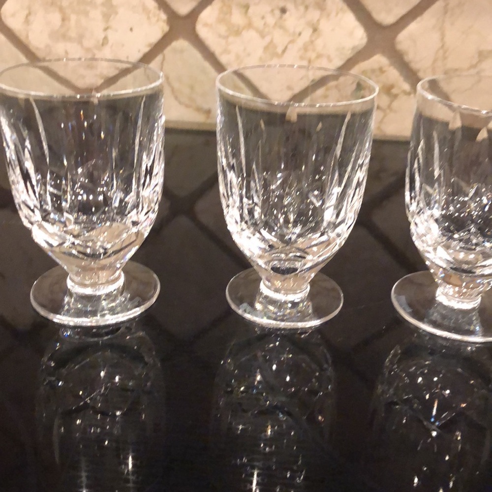 Set of 4 glasses Waterford small footed glasses. Lismore.